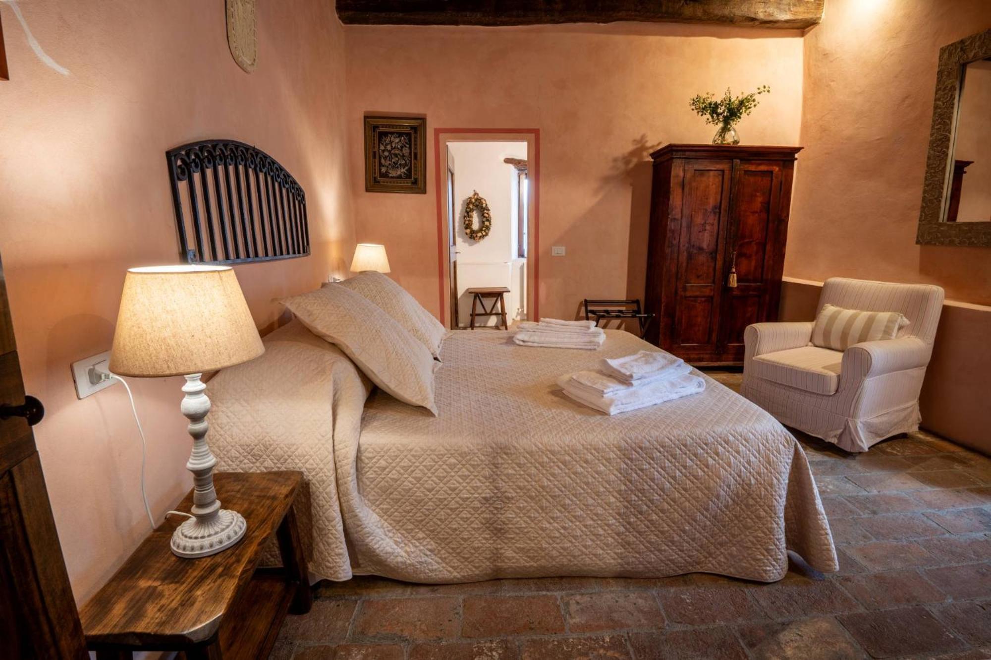 Bed and Breakfast Castello Valenzino Antognola Экстерьер фото